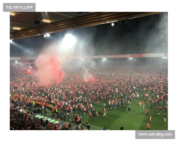 德甲球迷文化的独特魅力与激情展示:球场内外的热血与团结 德甲球迷文化的独特魅力与激情展示:球场内外的热血与团结